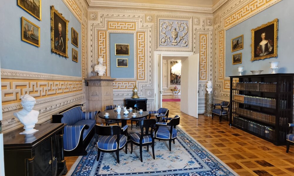 Modrý salon - bibliotéka
